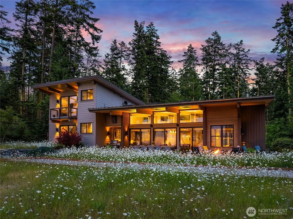 4065 E Sequim Bay Rd 14, Sequim