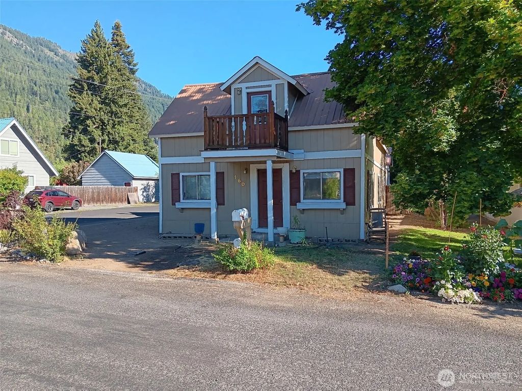 160 Prospect, Leavenworth