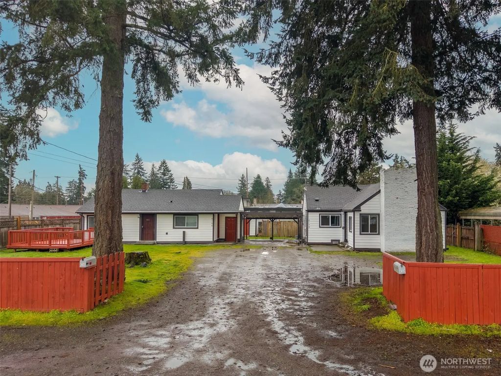 6146 - 6148 88th Street Sw, Lakewood