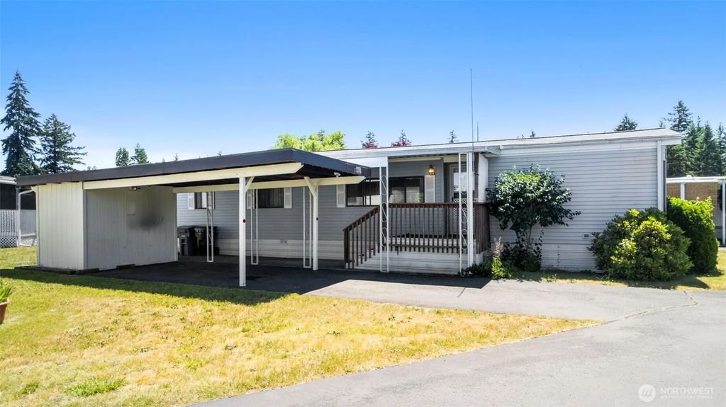 20705 9th Ave E, Spanaway
