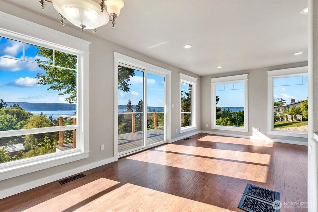 501 11th Street, Mukilteo