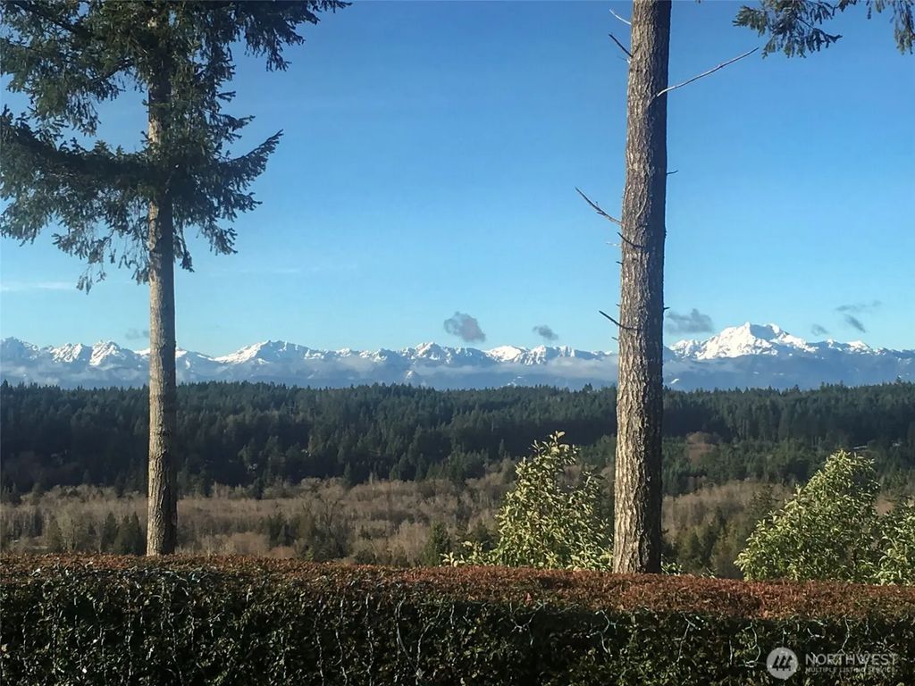 383 Ne Romance Hill Road D, Belfair