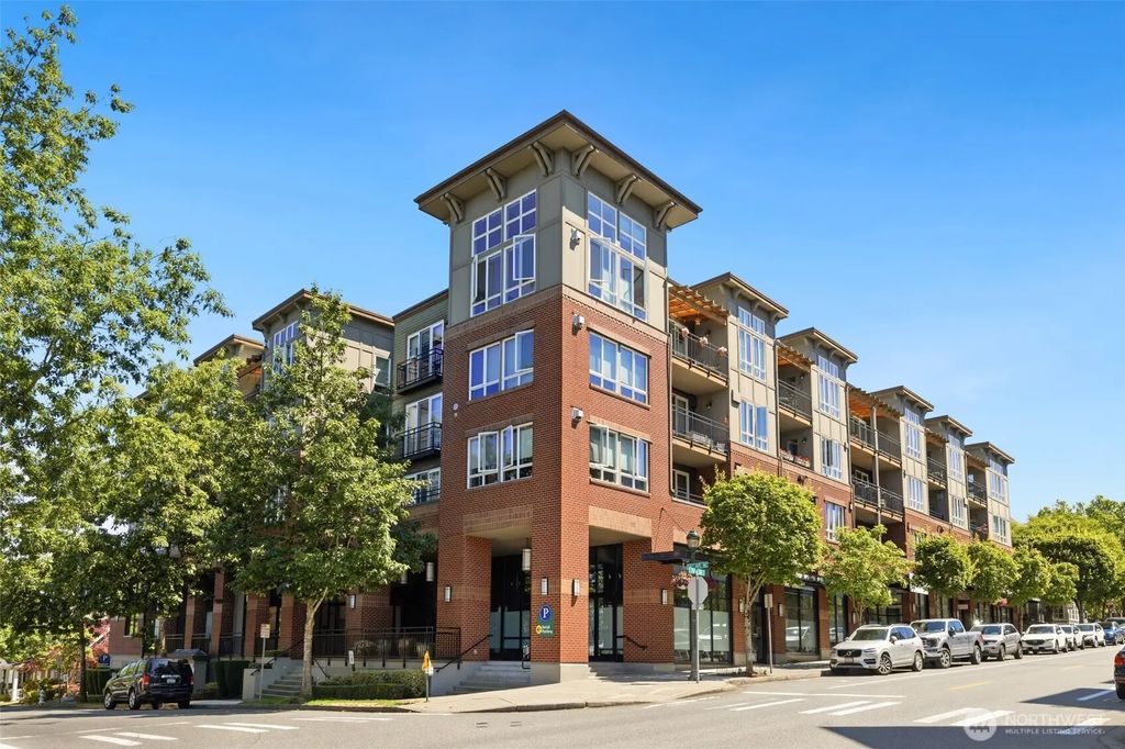 1880 25th Avenue Ne 305, Issaquah