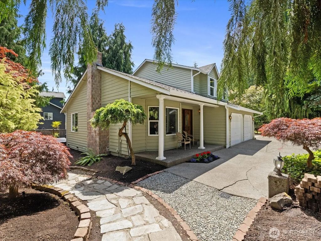 15931 2nd Place W, Lynnwood