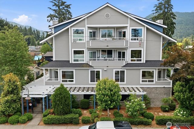275 E Sunset Way 1a, Issaquah