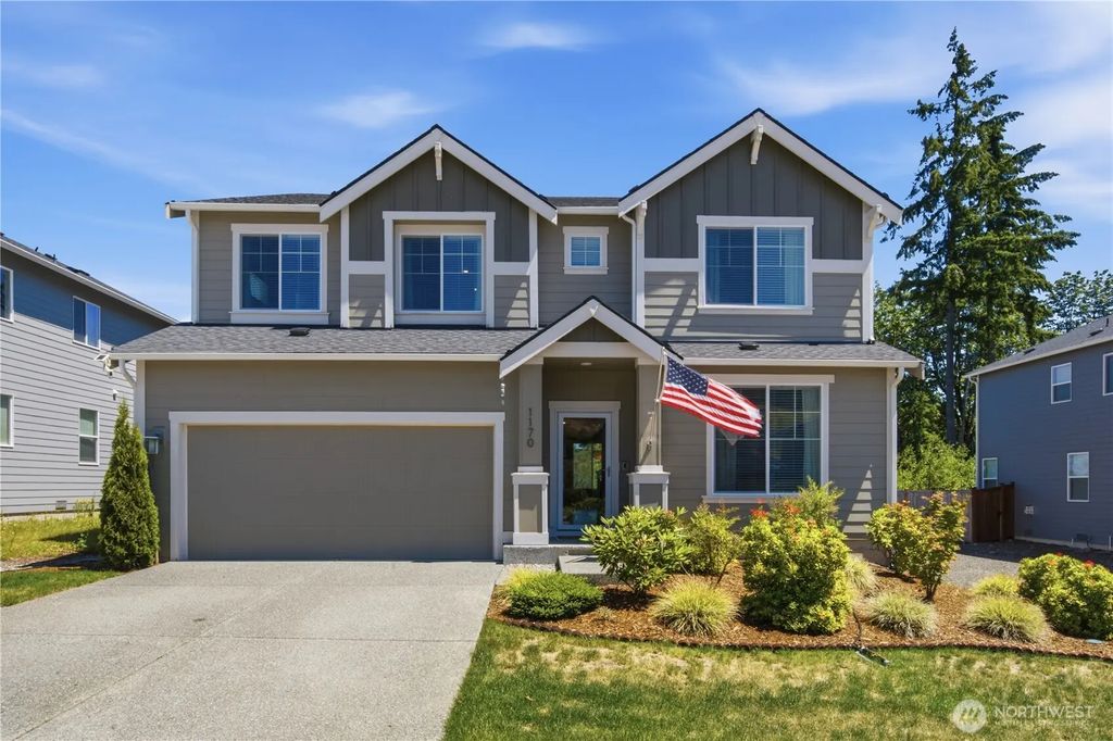 1170 Baker Heights Loop, Bremerton