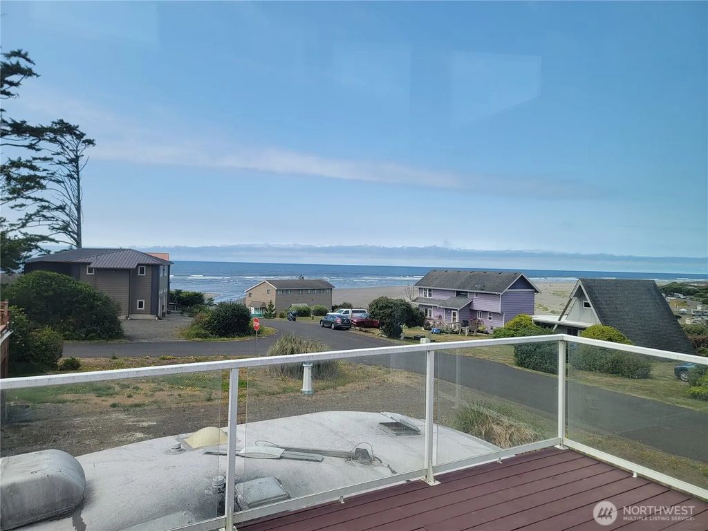 15 Diamond Drive, Pacific Beach