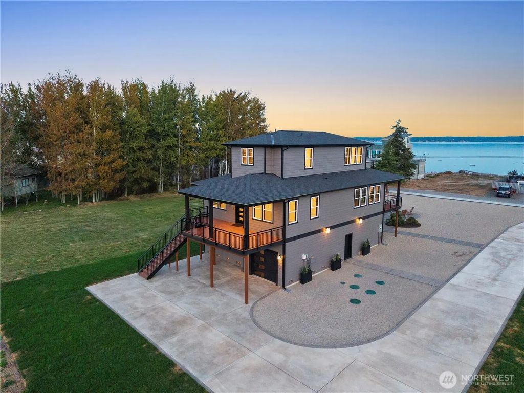 169 Driftwood Shores, Camano Island
