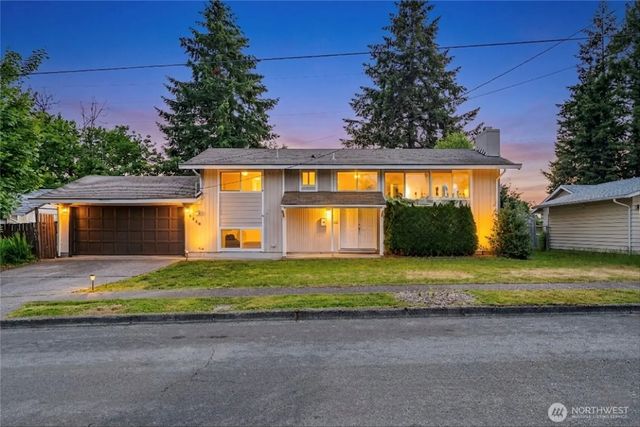 1119 Shelton Avenue Ne, Renton