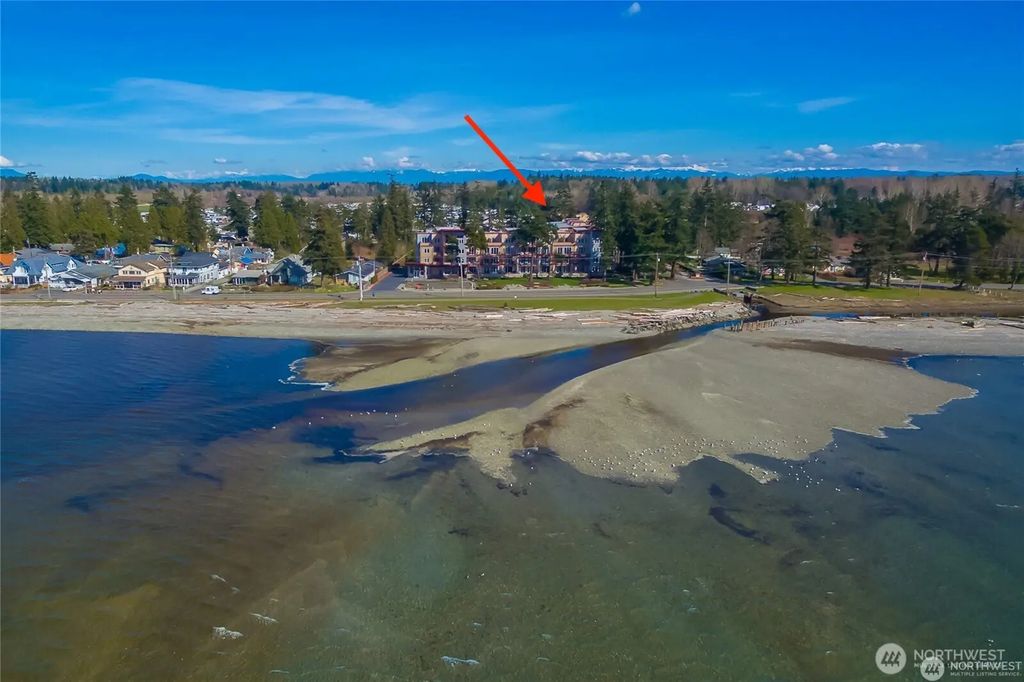 7714 Birch Bay Drive 311, Blaine