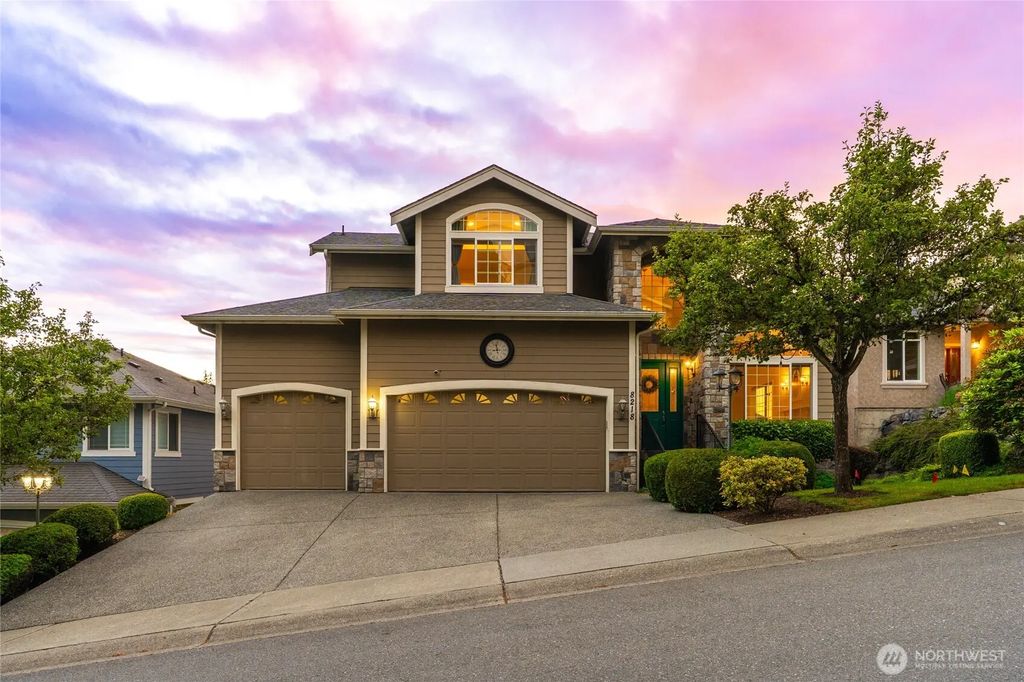 8218 Ne 187th Way, Kenmore
