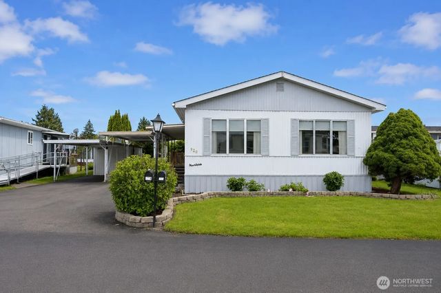 920 Cottonwood Drive, Enumclaw