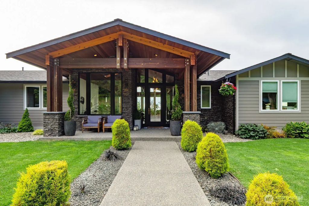 339 & 337 Wildcat Road, Port Angeles