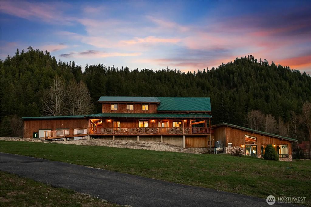18495 Camp 12 Road, Leavenworth