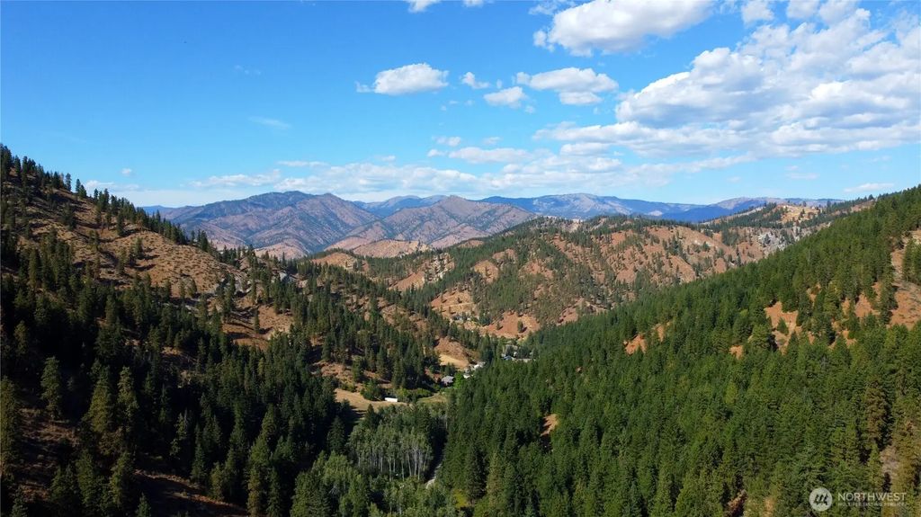 Brisky Canyon, Cashmere