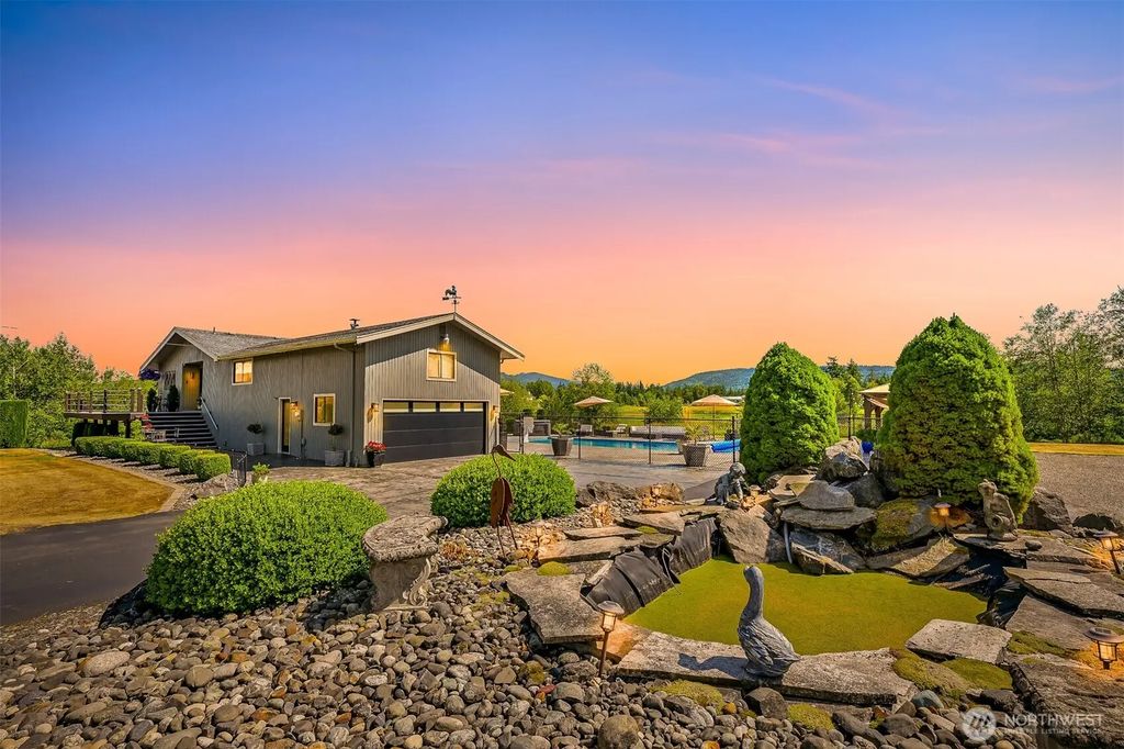 1835 E Smith Road, Bellingham
