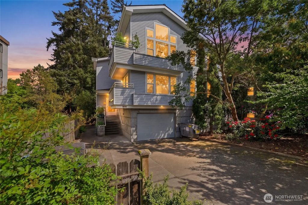 13310 Greenwood Avenue N, Seattle