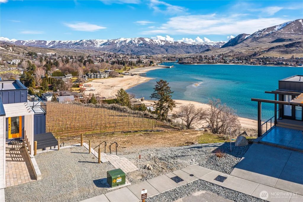 1325 Dragonfly Court, Chelan