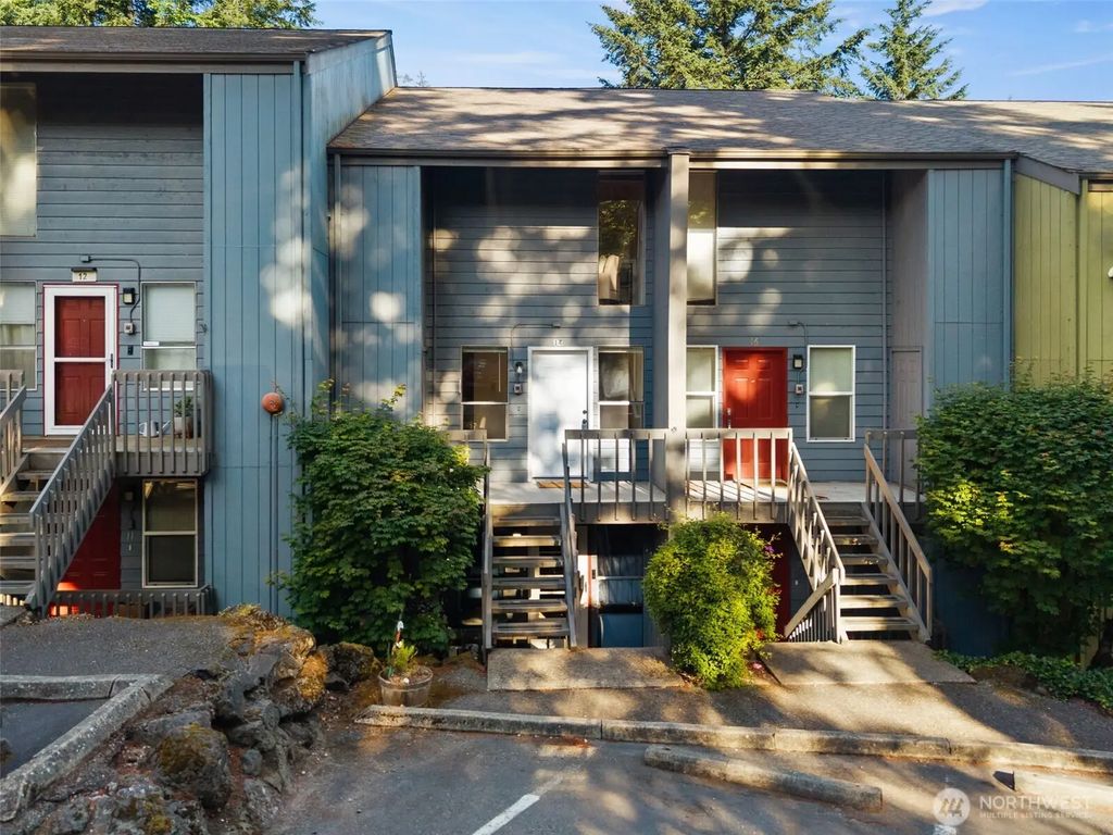 500 N National Avenue 14, Bremerton