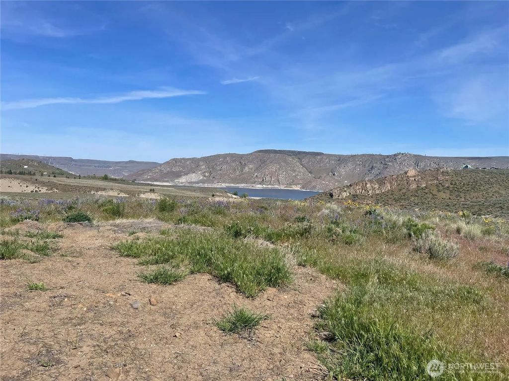 3 Xxx Hwy 174, Grand Coulee