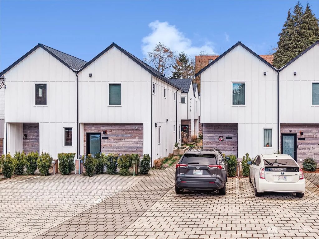 10350 Wallingford Avenue N B, Seattle