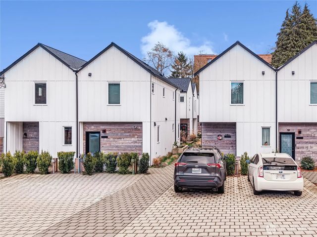 10350 Wallingford Avenue N B, Seattle