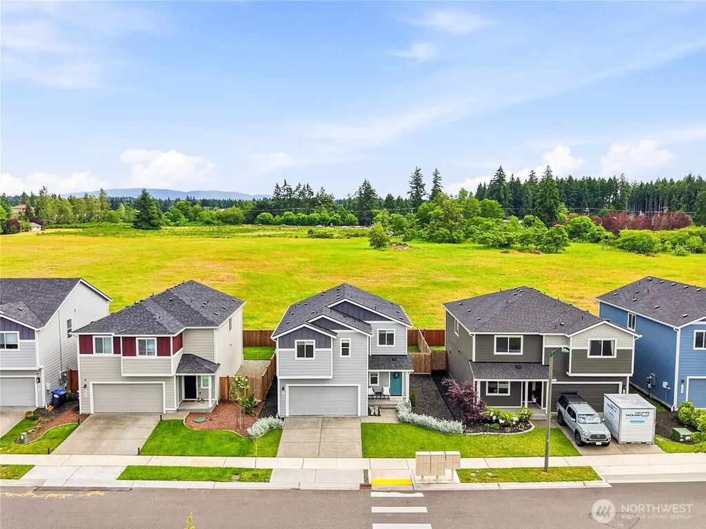 15069 Iverson Loop Se, Yelm