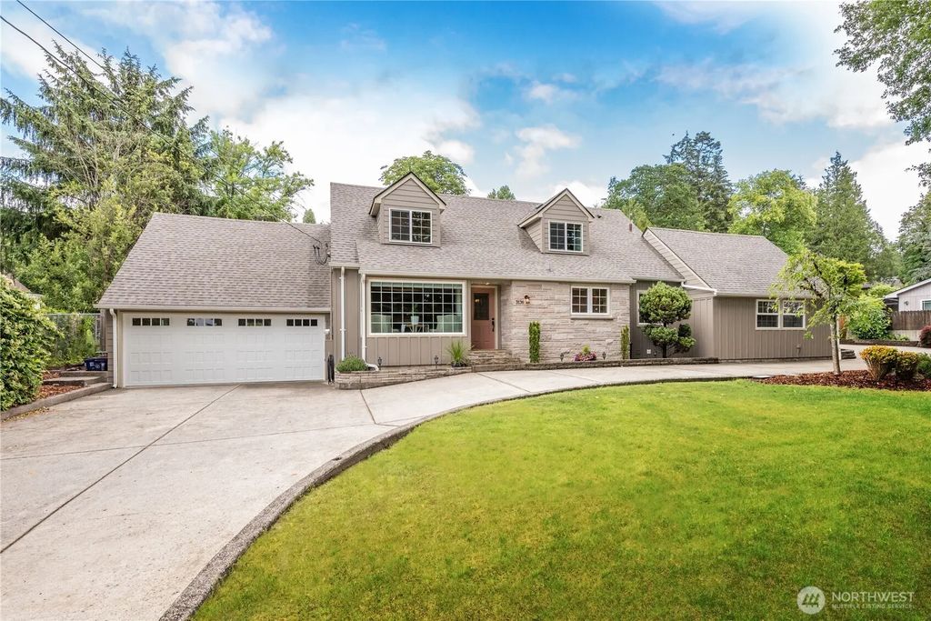 3136 Pacific Way, Longview