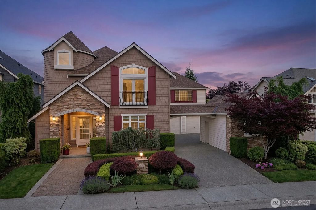 323 240th Place Se, Sammamish