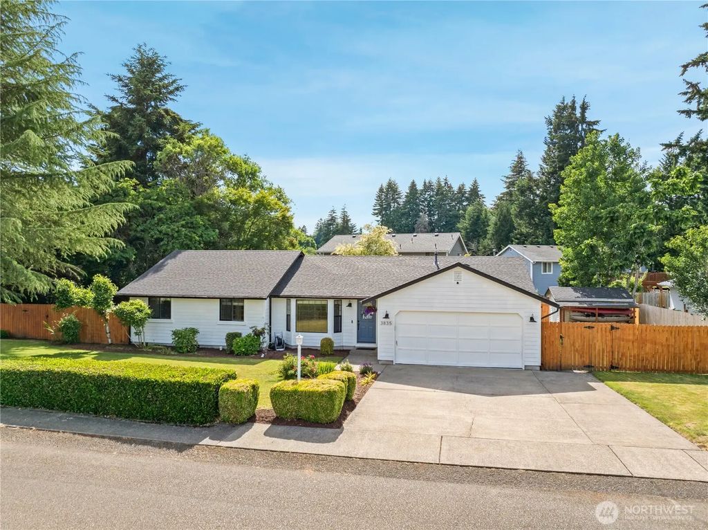 3835 Blue Finch Court Se, Olympia