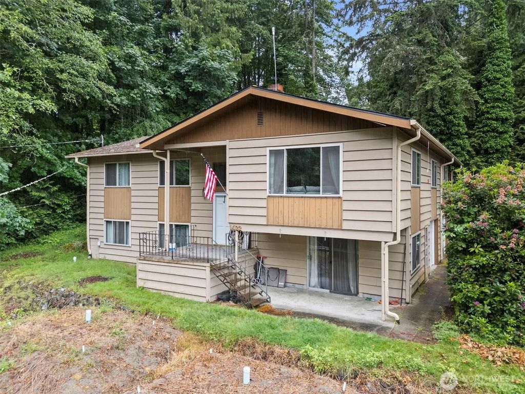 1422 Colchester Dr Se, Port Orchard