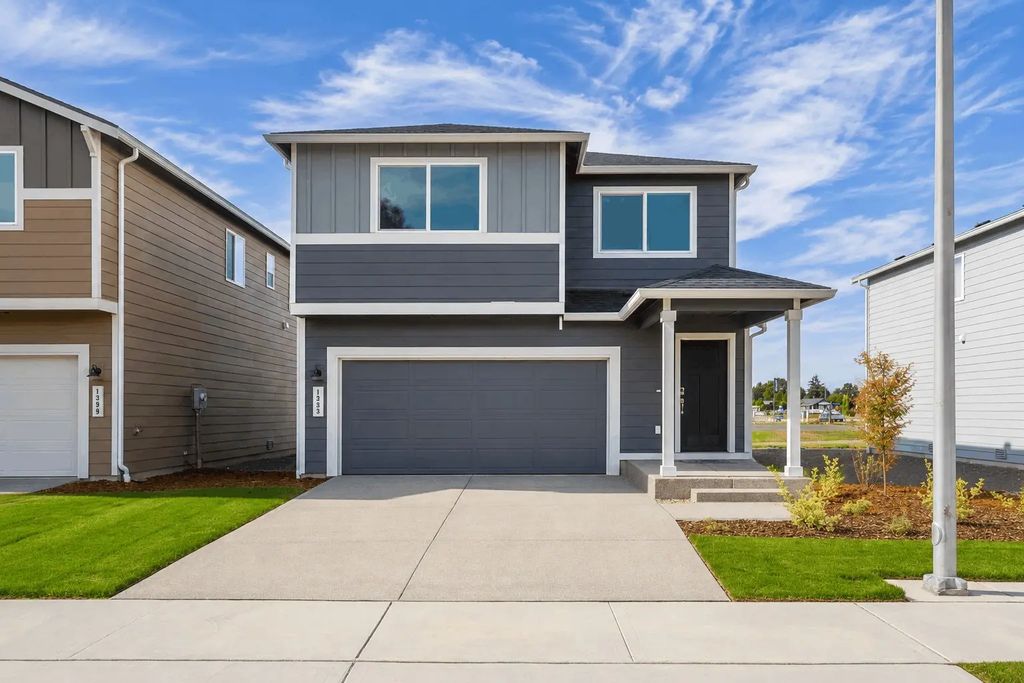 1383 Salzer Creek Loop, Centralia