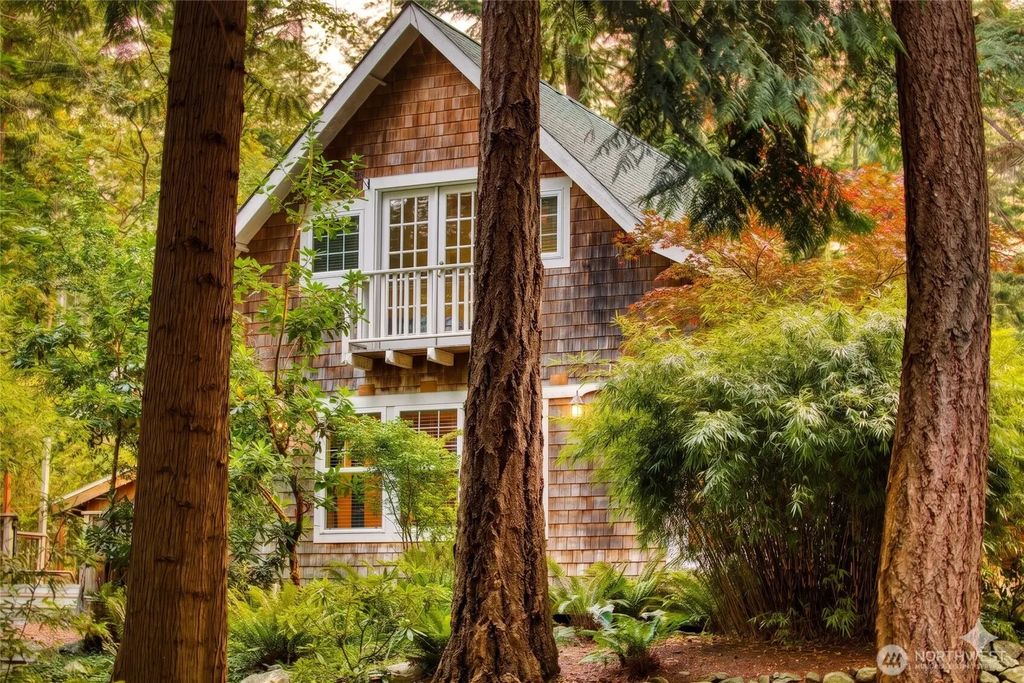 7683 Hideaway Lane, Anacortes