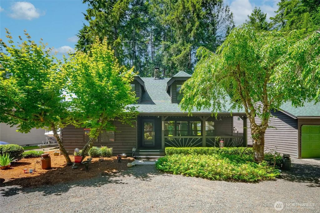 211 E Aycliffe Drive, Shelton
