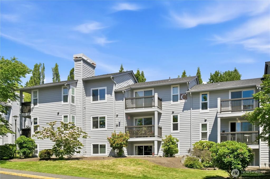 6700 Ne 182nd St C201, Kenmore