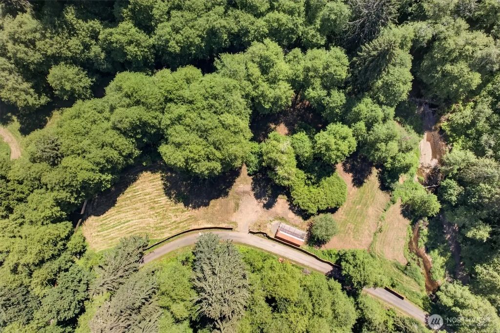 344 N Hull Creek Road, Grays River