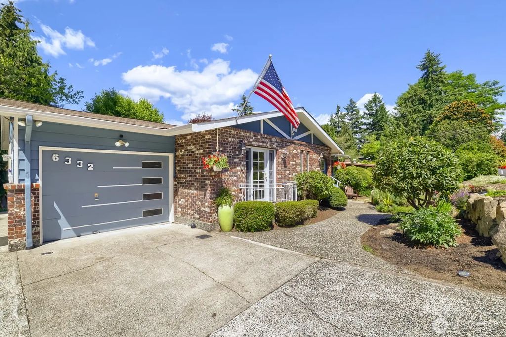 6332 Ne 196th Street, Kenmore