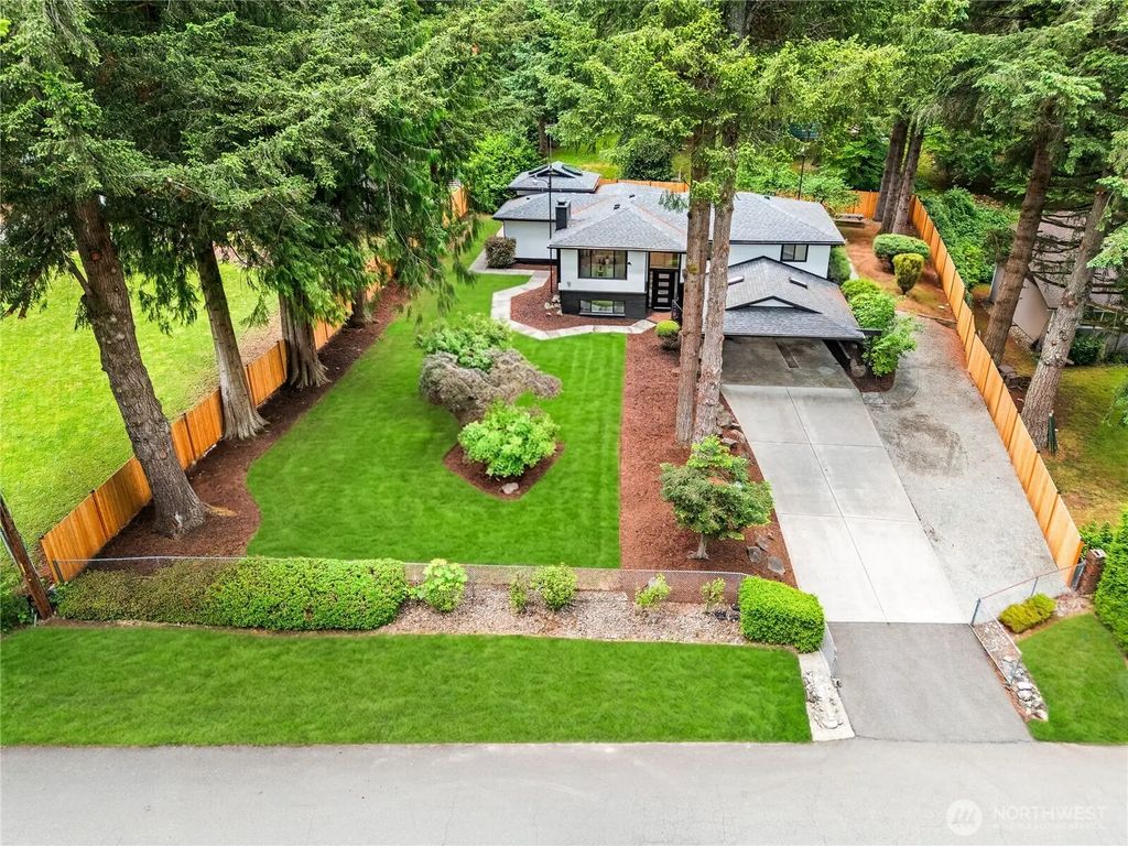 18630 Se 216th Street, Renton