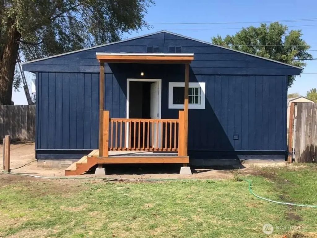 4016 Sandy Street Ne, Moses Lake