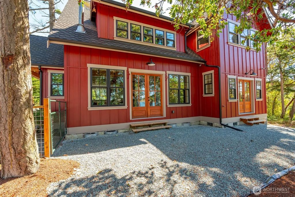 1863 Madrona Way, Coupeville