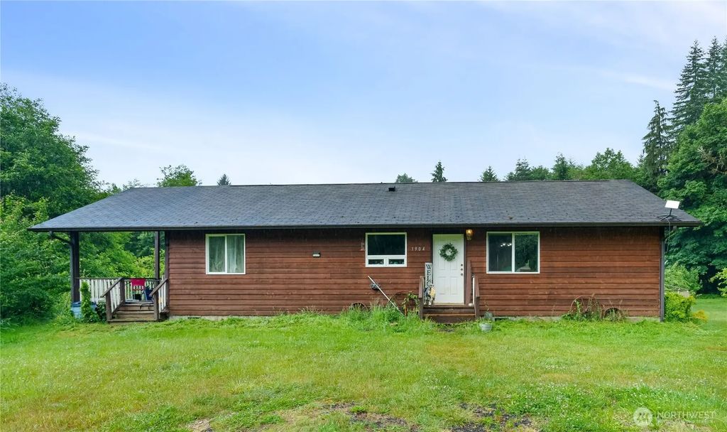 1904 North River Road, Cosmopolis