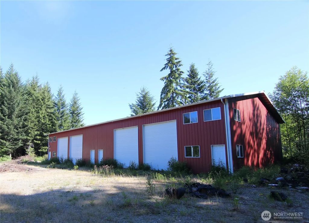 3823 Industry Lane, Blaine