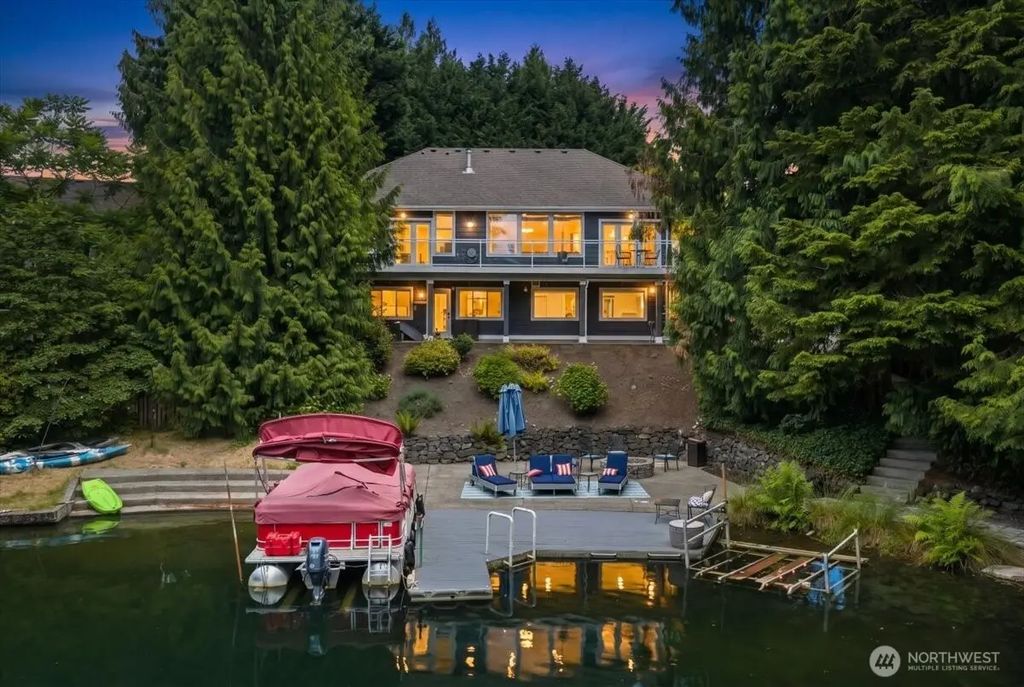 3324 Deer Island Drive E, Lake Tapps