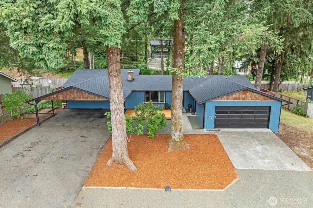 50 Ne Bryan Lane, Belfair