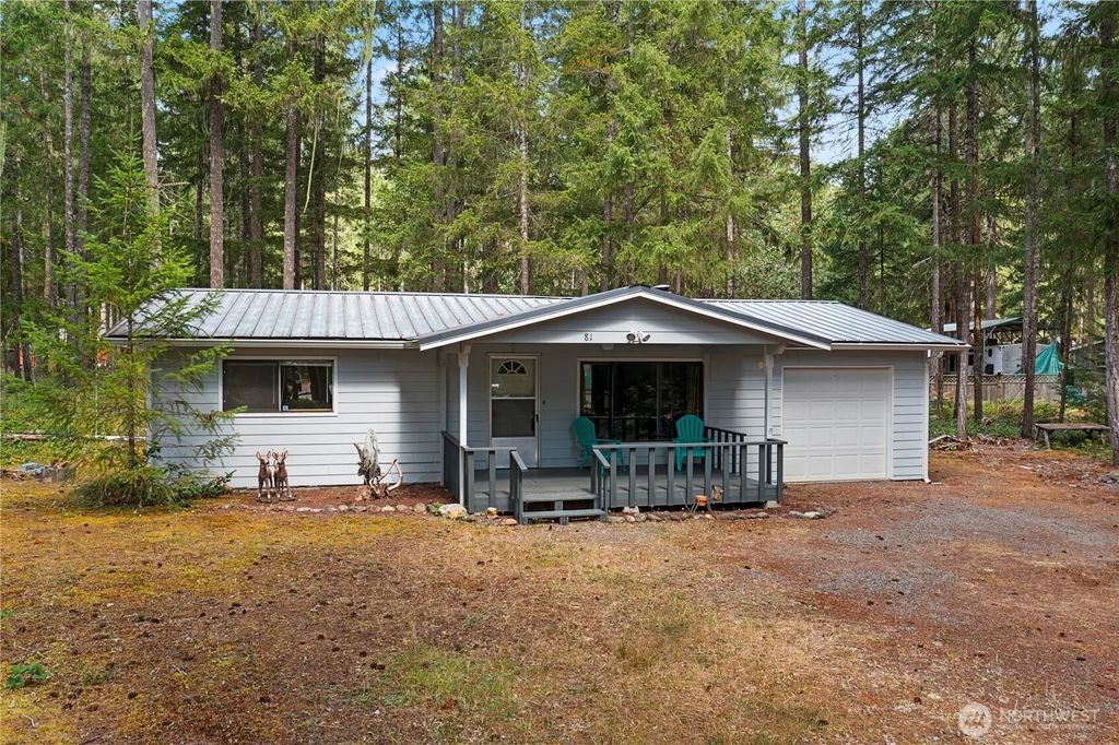 81 N Buckhorn Court, Hoodsport