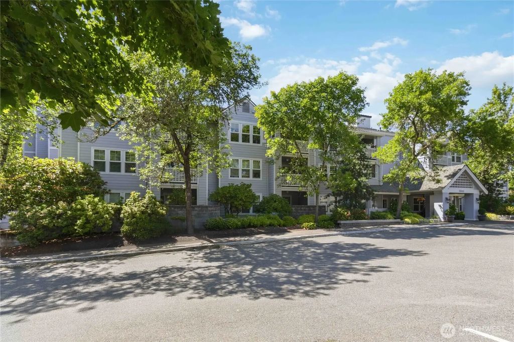 3941 226th Place Se 103, Issaquah