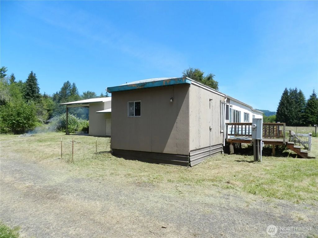 146 Damron Road, Mossyrock