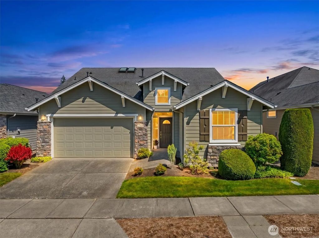 12534 230th Place Ne, Redmond