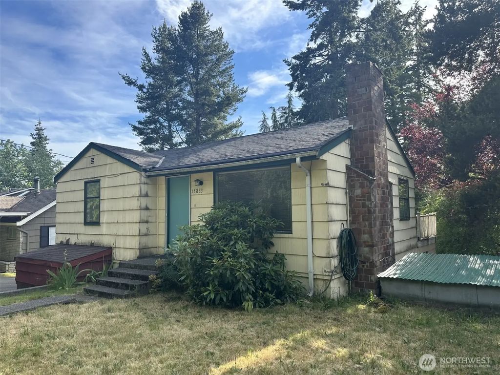 15833 15th Avenue Ne, Shoreline