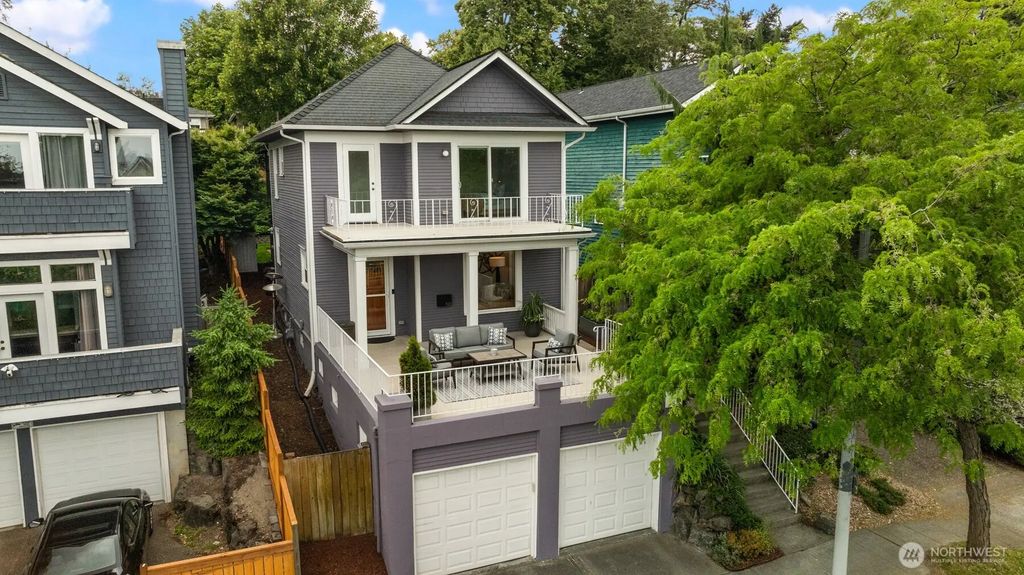 325 23rd Avenue E, Seattle
